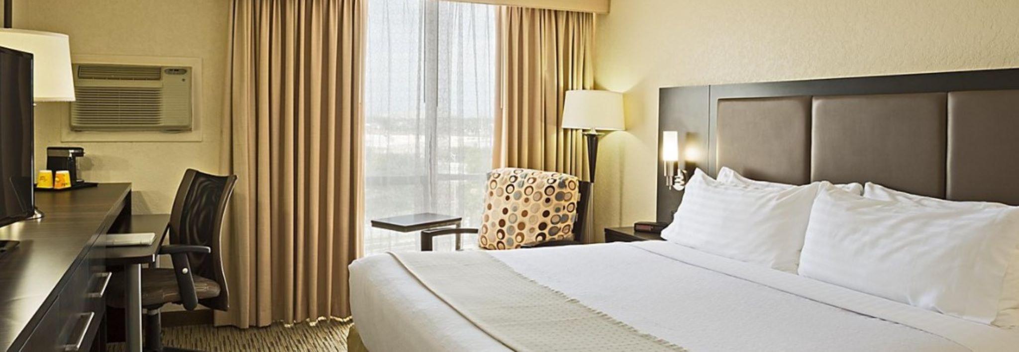 Holiday Inn Miami International Airport By Ihg Miami Springs Exterior photo