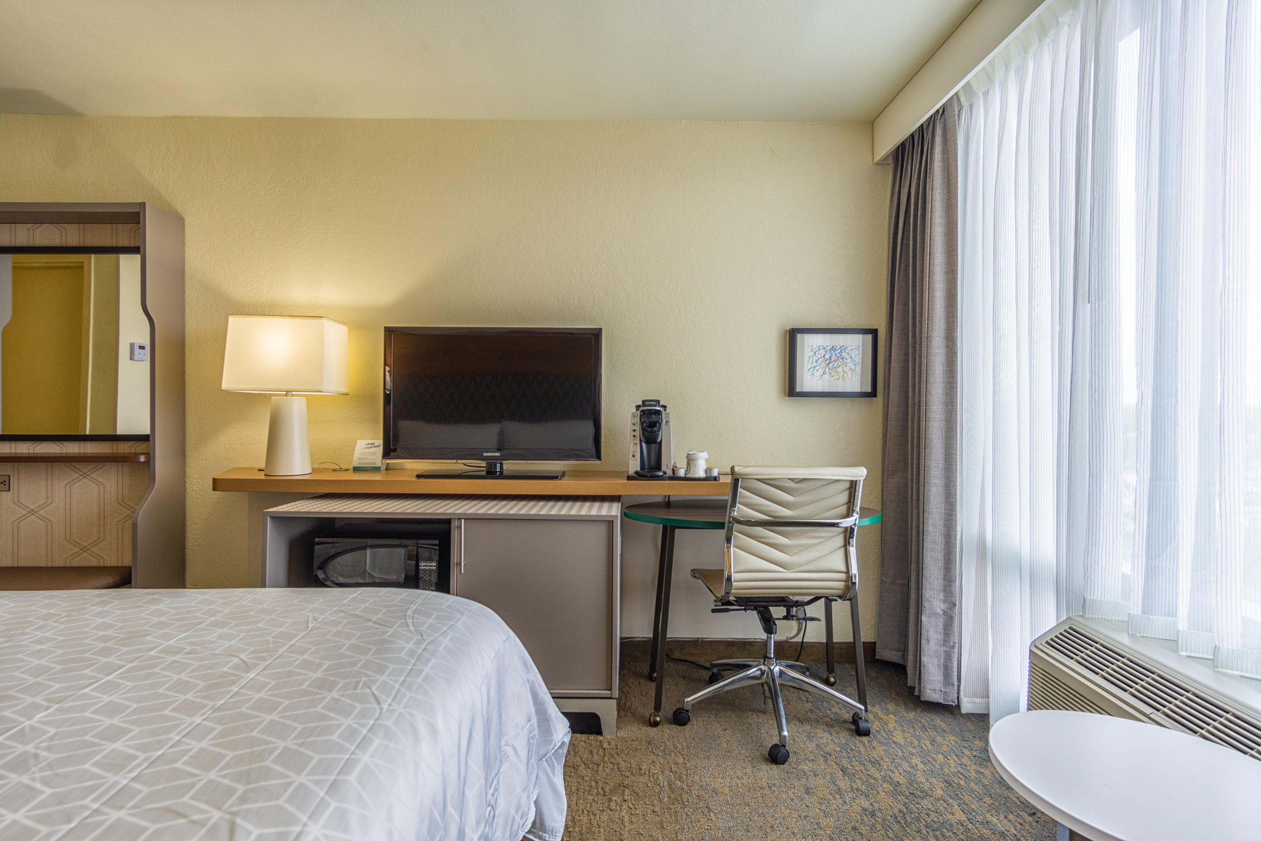 Holiday Inn Miami International Airport By Ihg Miami Springs Exterior photo