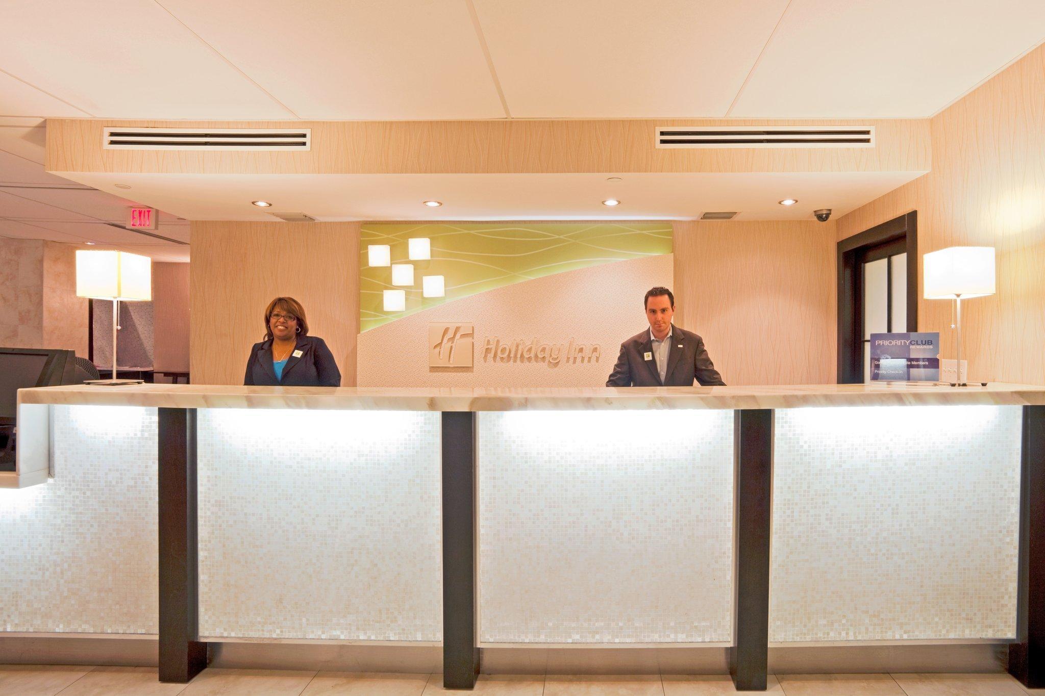 Holiday Inn Miami International Airport By Ihg Miami Springs Exterior photo