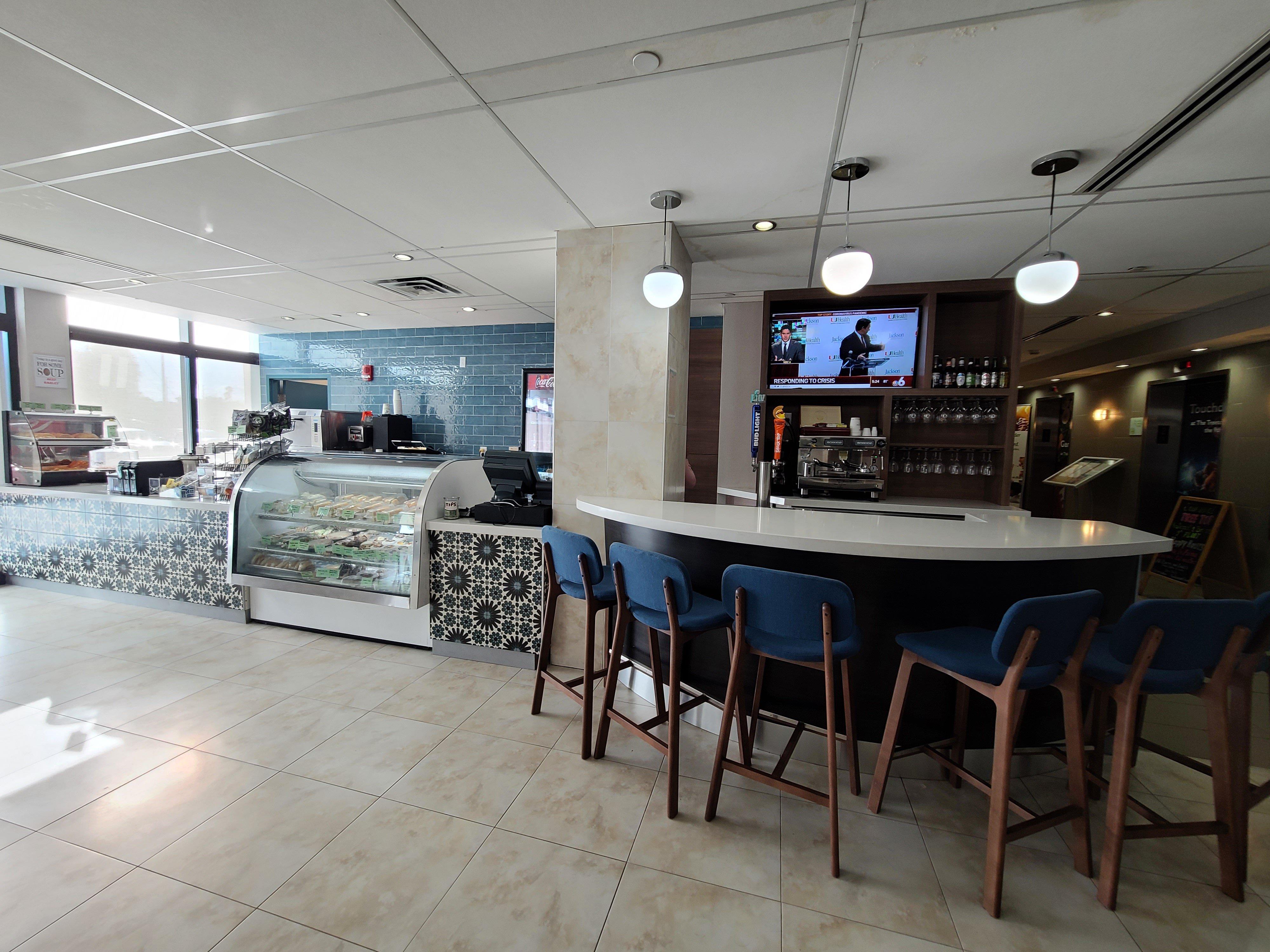 Holiday Inn Miami International Airport By Ihg Miami Springs Exterior photo
