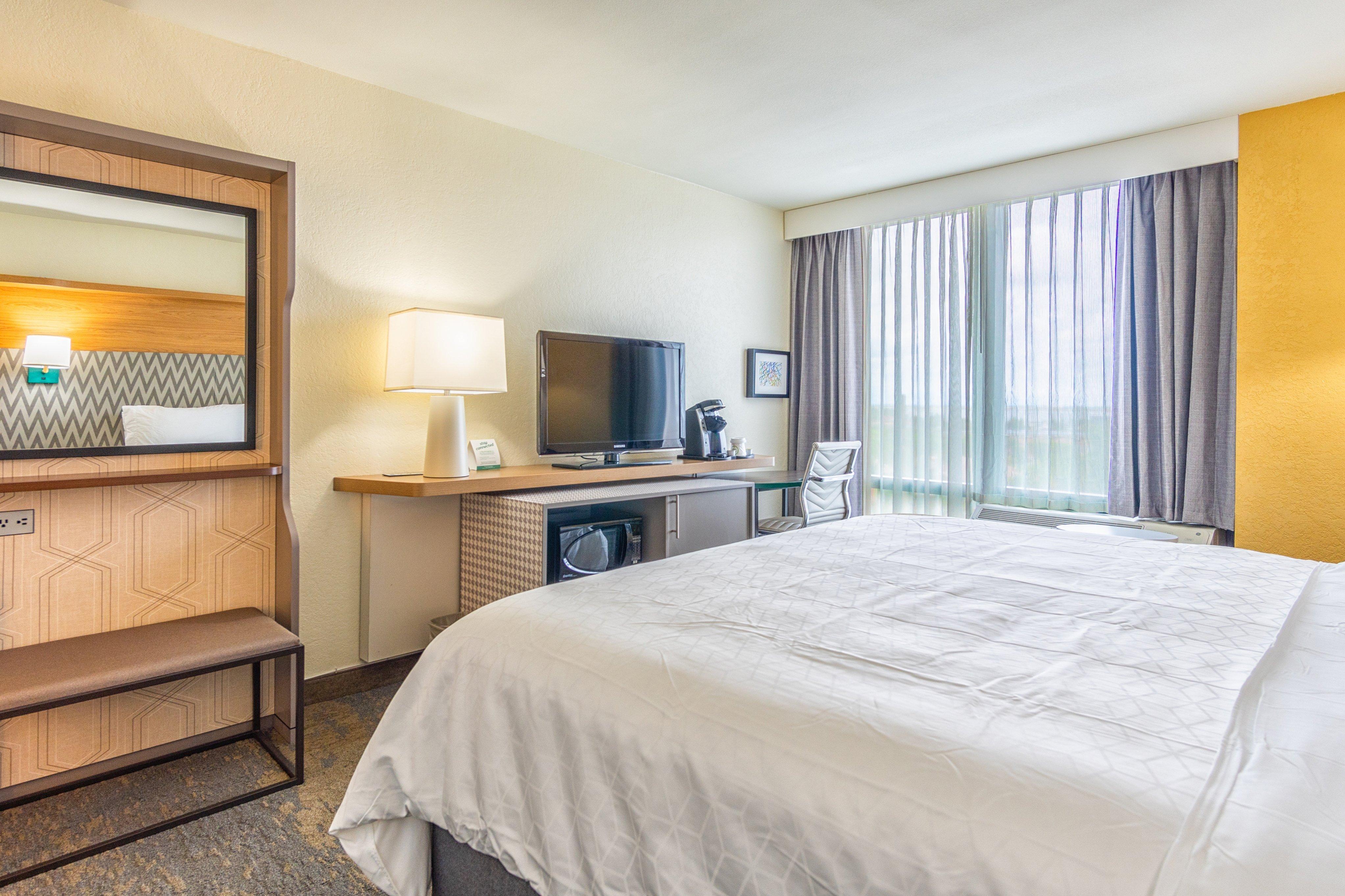 Holiday Inn Miami International Airport By Ihg Miami Springs Exterior photo