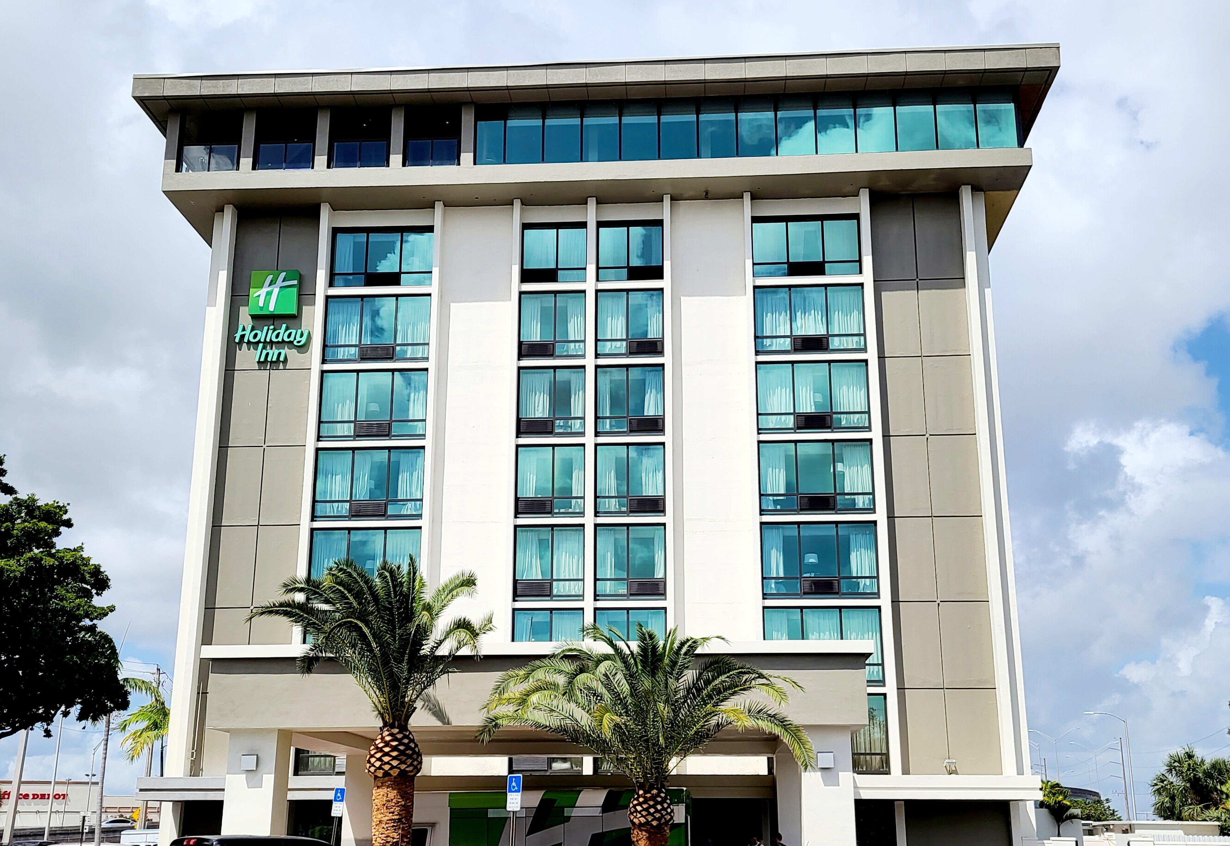 Holiday Inn Miami International Airport By Ihg Miami Springs Exterior photo
