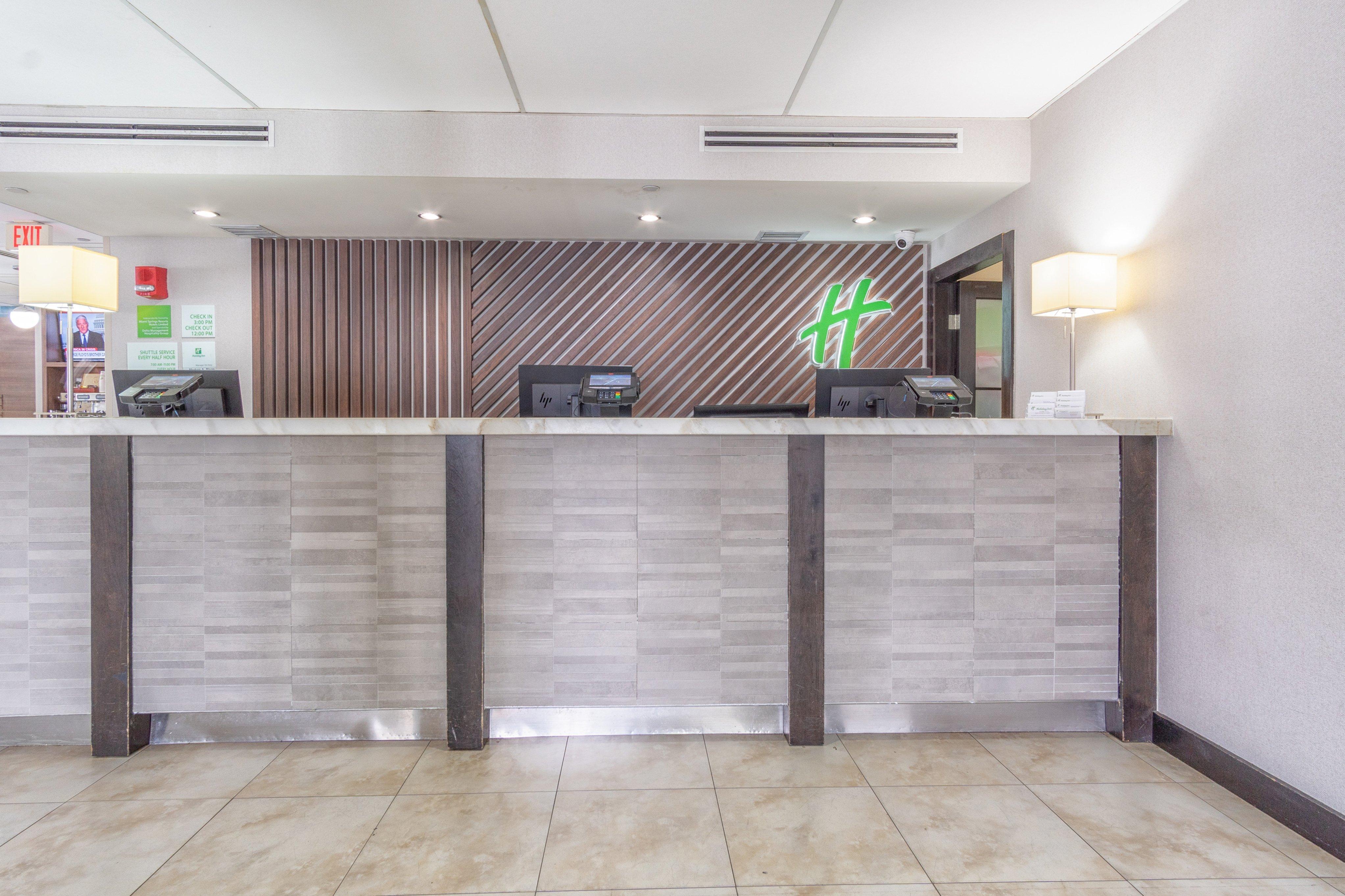 Holiday Inn Miami International Airport By Ihg Miami Springs Exterior photo
